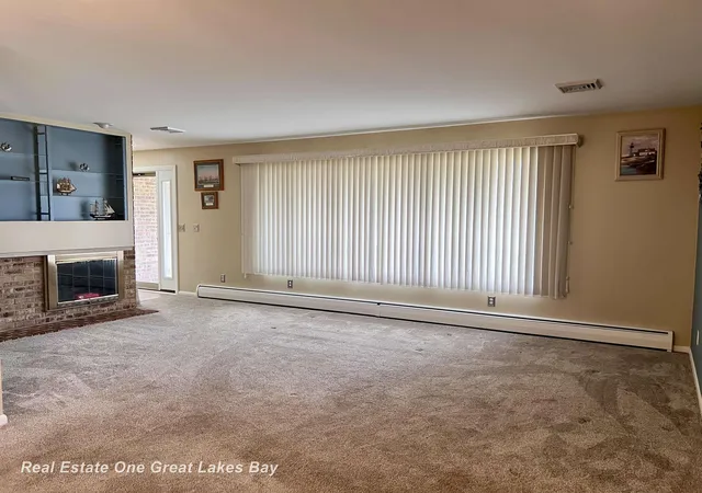 image of 4749 Century Dr, Saginaw, MI 48638 | MLS# 61050207338