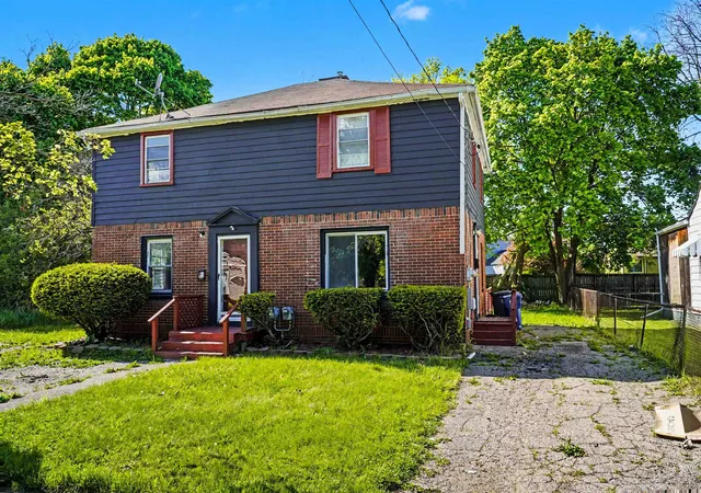 Listing Photo 2 - Condo for sale in building located at 533 E 12th St, Flint, MI 48503