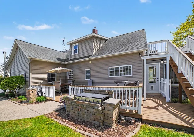 3rd image of 6987 E Beaverton Rd, Clare, MI 48617 | MLS# 65026021739