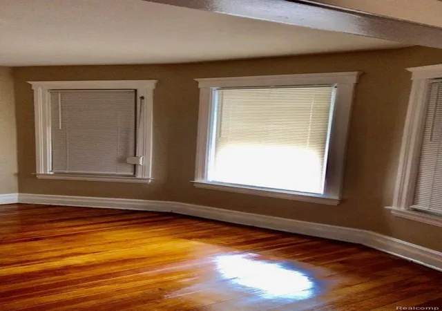 5th image of 5810 Cooper St, Detroit, MI 48213 | MLS# 20261034112