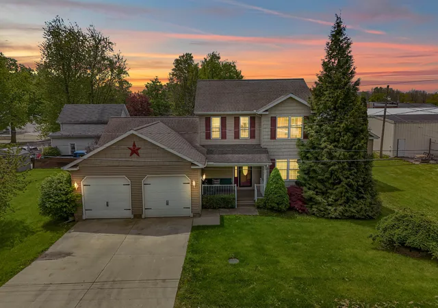 Photo 1 of Single family home for sale at 9049 Hamilton St, Pittsford, MI 49271 | MLS# 53026021745 | Listing updated on 2026-07-20