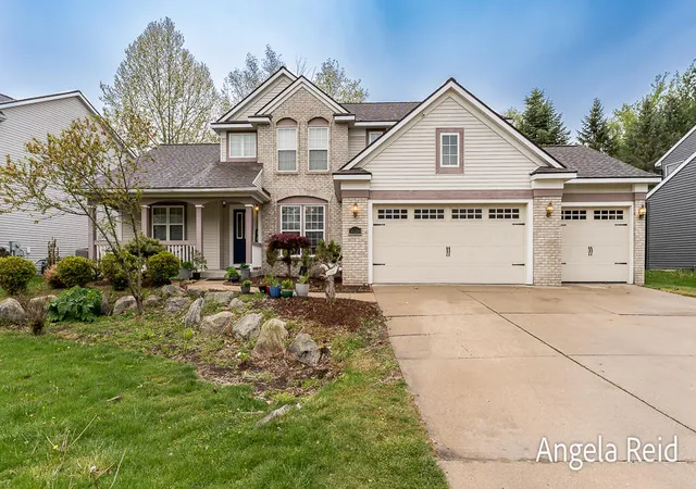 1st image of 3528 Birch Knoll Dr Se, Grand Rapids, MI 49512 | MLS# 65026021747
