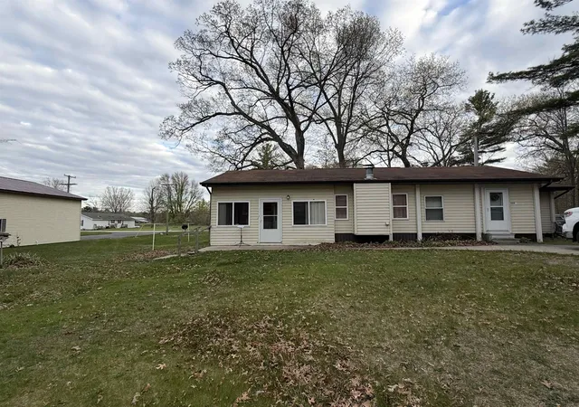 Photo 3 of Single family home for sale at 4866 Mikes Dr, Caseville, MI 48725 | MLS# 5050207353 | Listing updated on 2026-08-31