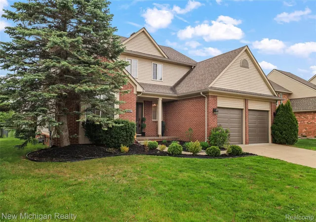2nd image of 7622 Greene Farm Dr, Ypsilanti, MI 48197 | MLS# 20261034159