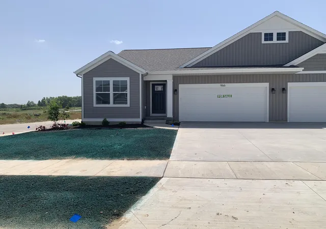 Photo 2 of Condo for sale at 966 Scioto Dr Nw #6, Comstock Park, MI 49321 | MLS# 65026021799 | Listing updated on 2026-09-04
