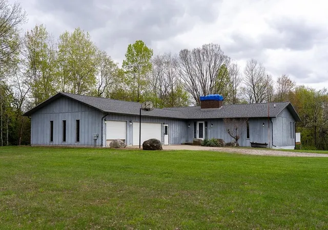 1st image of 3290 E River, Mount Pleasant, MI 48858 | MLS# 79080068146