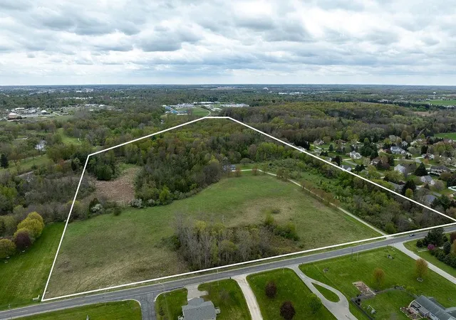 64th image of 3290 E River, Mount Pleasant, MI 48858 | MLS# 79080068146