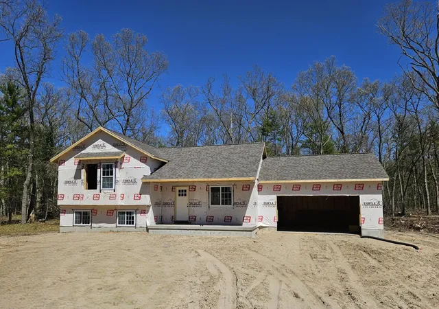 Homes for sale in Dalton Township Muskegon, MI | 6810 Staple Rd, Dalton Township Muskegon, MI 49457 | MLS# 71026021840