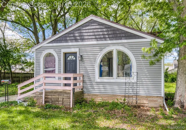 Photo 5 of Single family home for sale at 23075 Vance Ave, Hazel Park, MI 48030 | MLS# 20261034256 | Listing updated on 2026-08-24