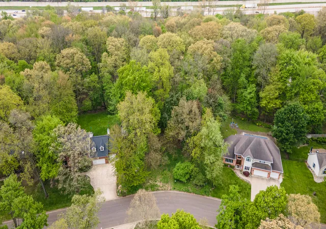Photo 3 of Single family home for sale at 3025 Bryn Mawr Dr, Portage, MI 49024 | MLS# 66026021890 | Listing updated on 2026-05-13