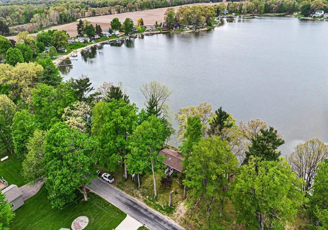 36th image of 86500 60th St, Decatur, MI 49045 | MLS# 69026021931