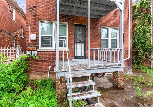 2nd image of 3290 Calvert St, Detroit, MI 48206