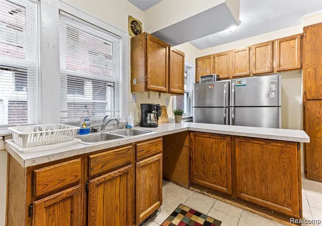 4th image of 3290 Calvert St, Detroit, MI 48206