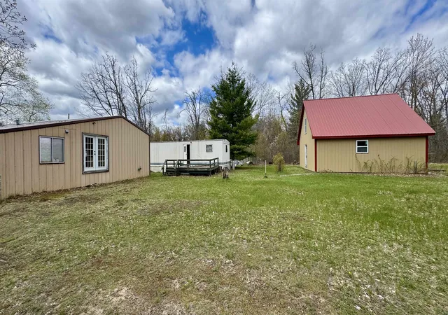 4th image of 1496 17 Mile Rd, Marion, MI 49665 | MLS# 78080068171
