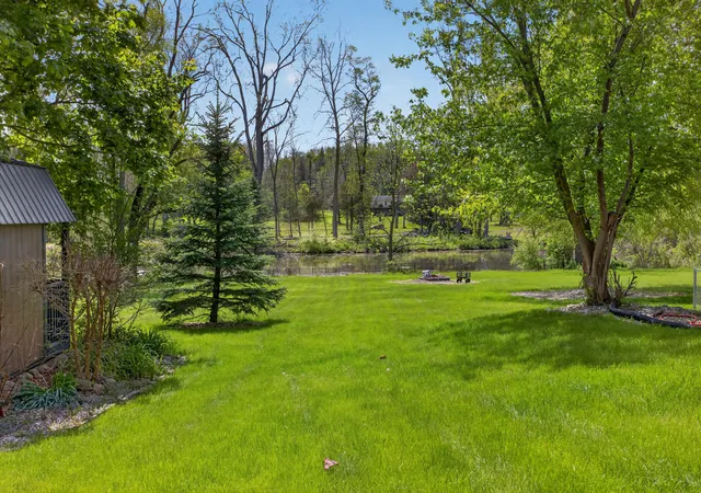Photo 4 of Single family home for sale at 4359 Springbrook Ln, Jackson, MI 49201 | MLS# 55026021990 | Listing updated on 2026-09-14