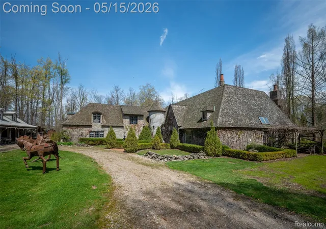 Homes for sale in Deckerville, MI | 3625 Maple Grove Rd, Deckerville, MI 48427 | MLS# 20261034522