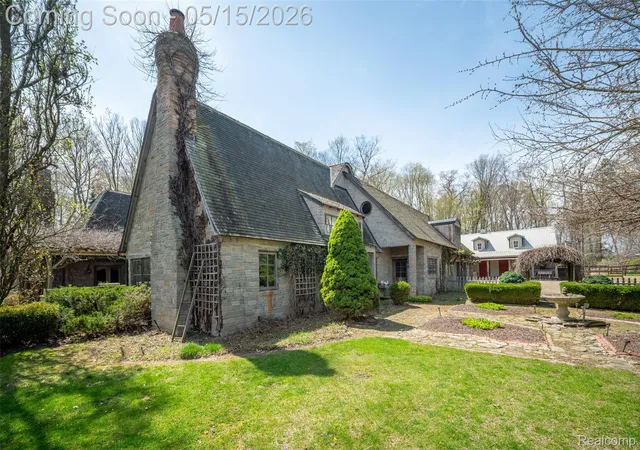 Homes for sale in Deckerville, MI | 3625 Maple Grove Rd, Deckerville, MI 48427 | MLS# 20261034522