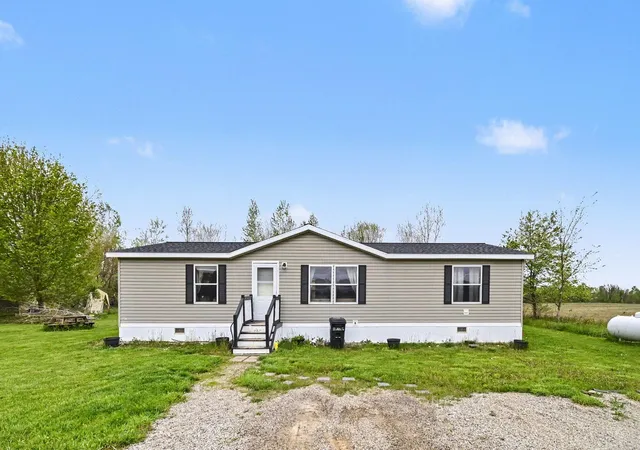 2nd image of 10952 Frost Rd, Portland, MI 48875 | MLS# 64026022005