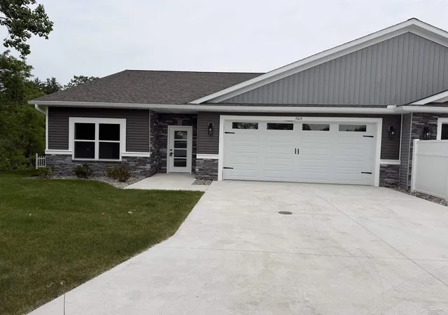 1st image of 7615 Cole Ln, Midland, MI 48642 | MLS# 61050207459