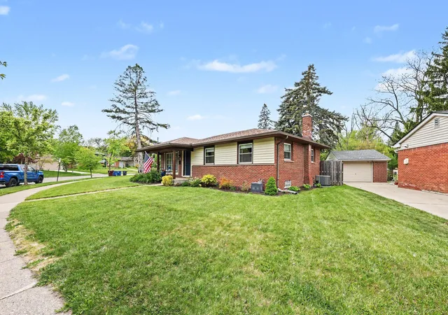 3rd image of 3621 Eli Rd, Ann Arbor, MI 48104 | MLS# 81026022008