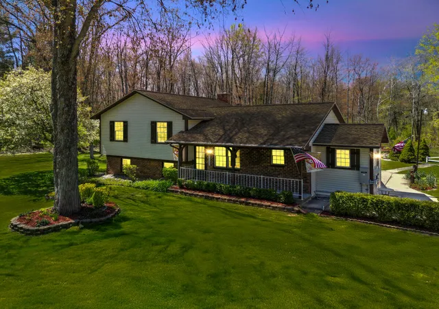 1st image of 10343 N Walnut Ave, Bitely, MI 49309 | MLS# 72026022061
