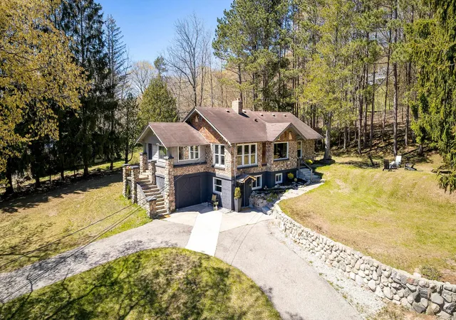 1st image of 925 Beech St, Frankfort, MI 49635 | MLS# 78080068198