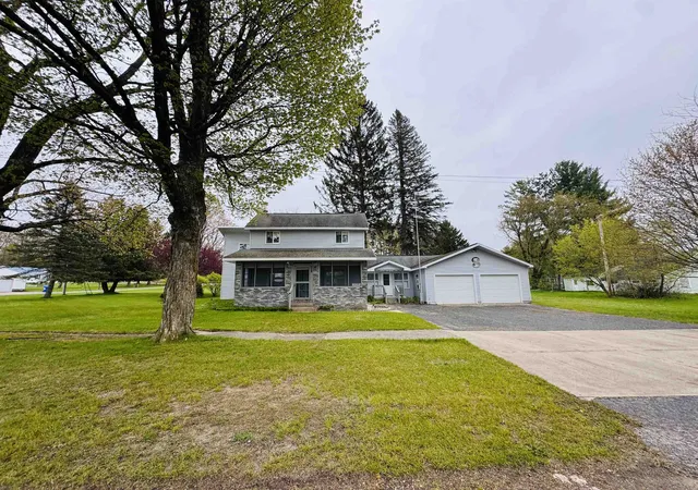 Photo 2 of Single family home for sale at 408 Garfield St, Luther, MI 49656 | MLS# 78080068211 | Listing updated on 2026-08-17