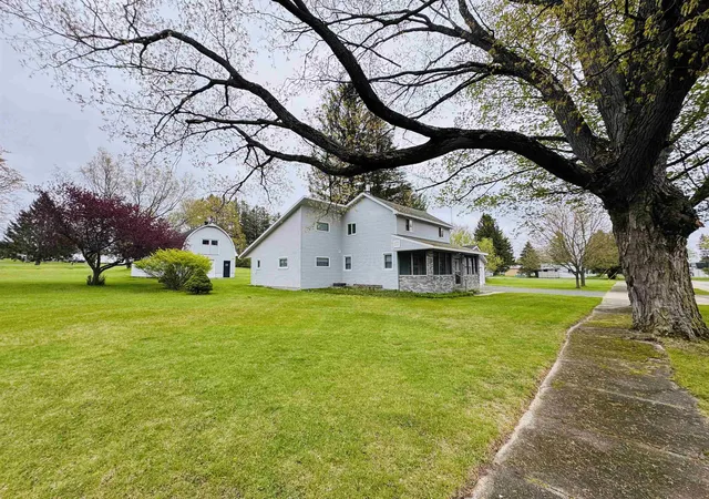 Photo 4 of Single family home for sale at 408 Garfield St, Luther, MI 49656 | MLS# 78080068211 | Listing updated on 2026-08-17