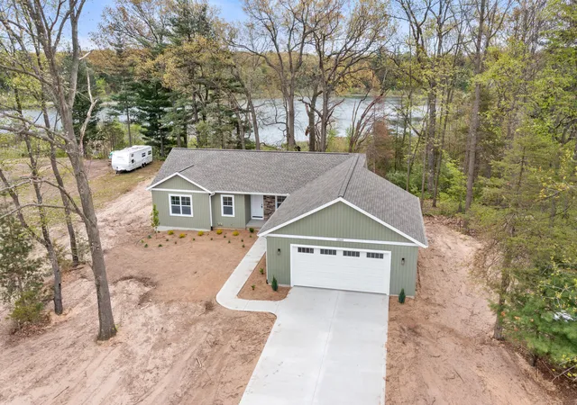 1st image of 12165 Pine Meadows Dr, Wayland, MI 49348 | MLS# 65026022209