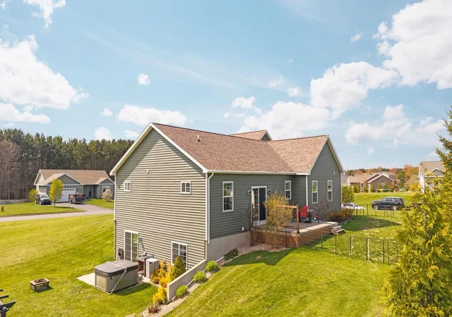 46th image of 4224 Long Wood Dr, Traverse City, MI 49685 | MLS# 78080068214