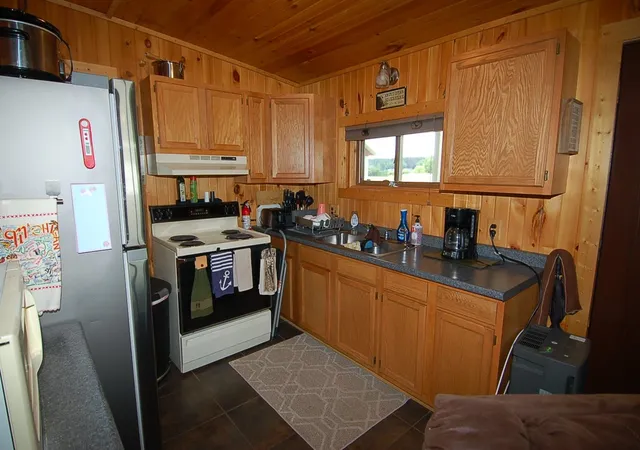 Photo 3 of Single family home for sale at 109 Brandy Dr, Cadillac, MI 49601 | MLS# 78080068216 | Listing updated on 2026-07-22