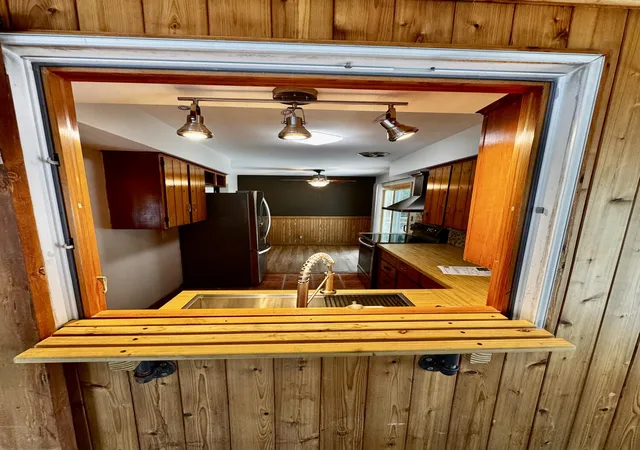 Photo 4 of Single family home for sale at 19105 Glendale Cir, Spring Lake, MI 49456 | MLS# 71026022265 | Listing updated on 2026-07-17