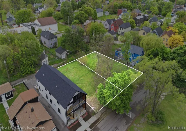 Photo 2 of Land for sale at 1547 Elm St, Detroit, MI 48216 | MLS# 20261034820 | Listing updated on 2026-07-24