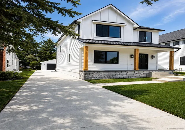 Photo 2 of Single family home for sale at 3153 Ellwood Ave, Berkley, MI 48072 | MLS# 20261034830 | Listing updated on 2026-08-31