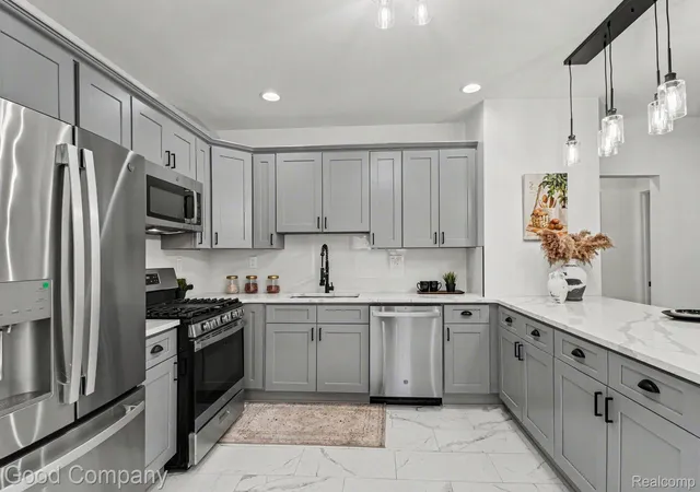5th image of 2463 Seyburn St, Detroit, MI 48214 | MLS# 20261034836