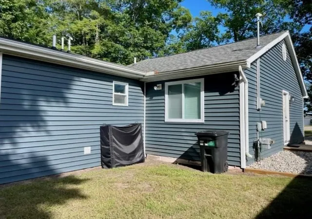 4th image of 399 N Huron, Au Gres, MI 48703 | MLS# 77080068230
