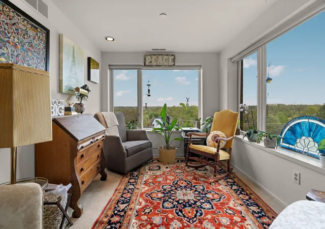 Listing Photo 4 - Condo for sale in building located at 505 E Huron St, Ann Arbor, MI 48104 - Unit #508