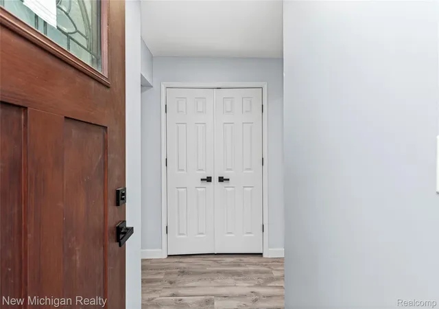 Photo 4 of Single family home for sale at 21901 Harding St, Oak Park, MI 48237 | MLS# 20261034904 | Listing updated on 2026-09-16