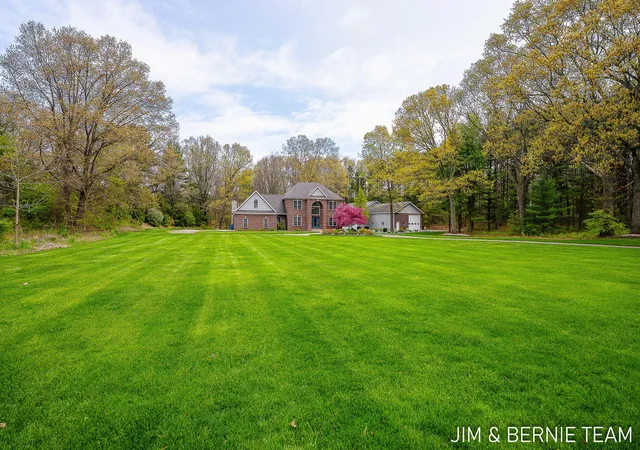 3rd image of 6427 Sand Castle Vw, Holland, MI 49423 | MLS# 71026022359