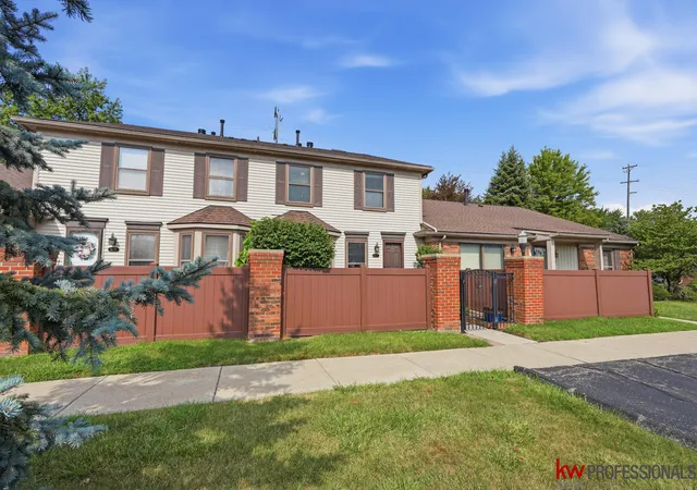 Photo 3 of Condo for sale at 41379 Southwind Dr, Canton, MI 48188 | MLS# 81026022358 | Listing updated on 2026-08-24
