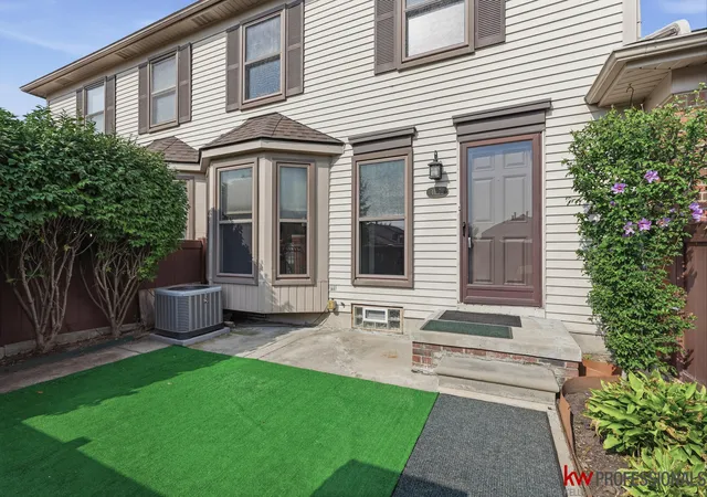 Photo 4 of Condo for sale at 41379 Southwind Dr, Canton, MI 48188 | MLS# 81026022358 | Listing updated on 2026-10-01