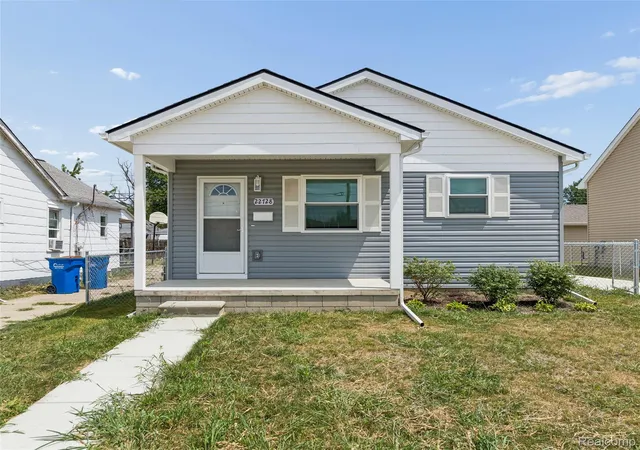 Photo 2 of Single family home for sale at 22728 Mac Arthur, Warren, MI 48089 | MLS# 20261034923 | Listing updated on 2026-09-18