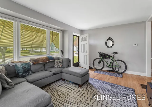 Photo 4 of Single family home for sale at 2756 Liberty Rd, Norton Shores, MI 49441 | MLS# 71026022483 | Listing updated on 2026-07-29