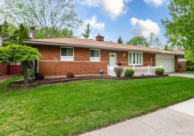 Photo 1 of Sale Pending at 36271 Suffolk St, Clinton Township, MI 48035 | MLS# 20261035041 | Listing updated on 2026-07-07