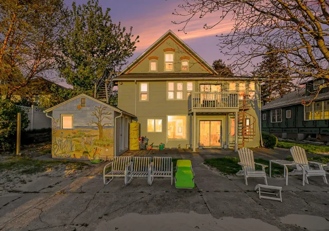 1st image of 409 N Shore Dr, South Haven, MI 49090 | MLS# 66026022515