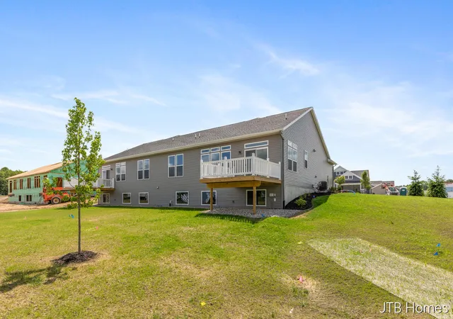 Photo 3 of Condo for sale at 7605 Brk Villa S #135, Allendale, MI 49401 | MLS# 65026022520 | Listing updated on 2026-09-04