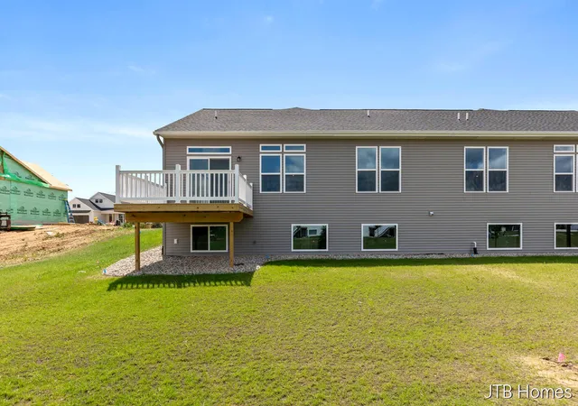5th image of 7603 Brk Villa S, Allendale, MI 49401