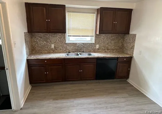 Photo 4 of Single family home for sale at 8501 Roselawn St, Detroit, MI 48204 | MLS# 20261035091 | Listing updated on 2026-07-06