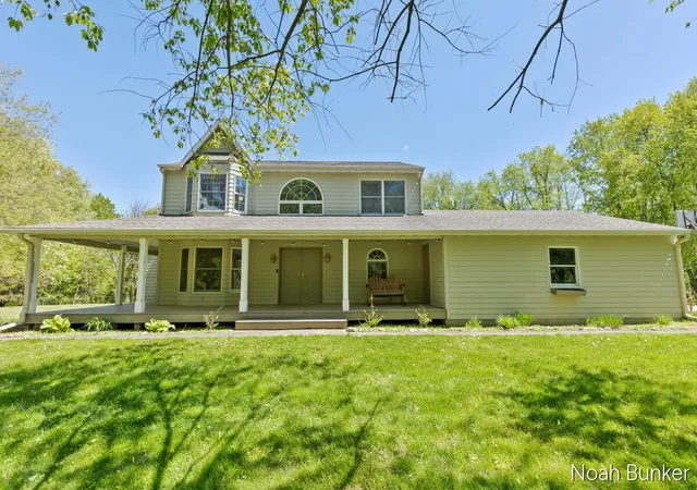 Photo 2 of Single family home for sale at 4689 8th Street, Caledonia, MI 49316 | MLS# 65026022550 | Listing updated on 2026-09-15