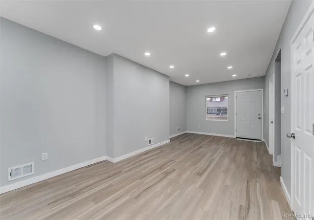 5th image of 5590 Springfield St, Detroit, MI 48213 | MLS# 20261035114